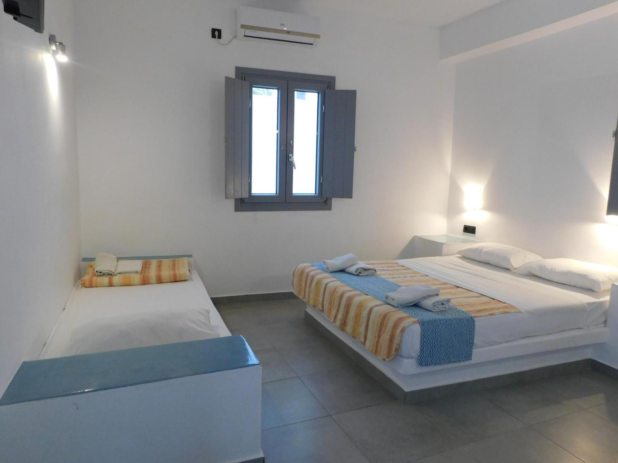 Perissa Centrale Rooms Perissa (Santorini) Exterior foto